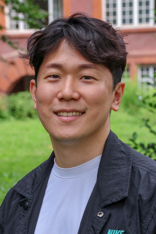 Hojin Lee